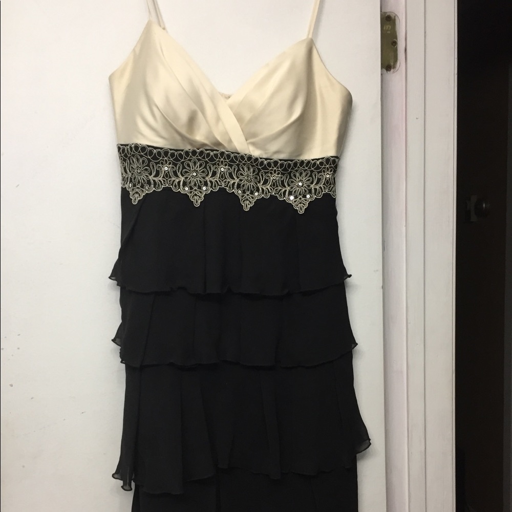 Strappy tiered dress